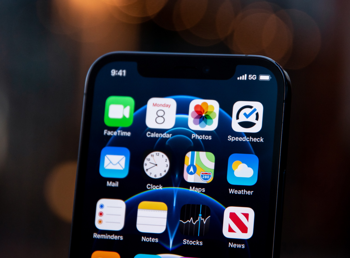观山湖苹果手机维修分享为什么 iPhone 12 在冬季会自动关机 